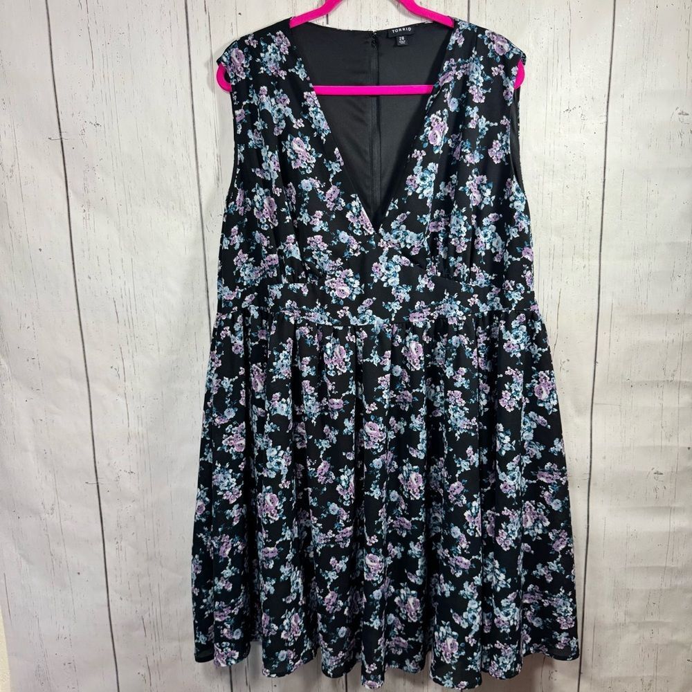 Torrid Floral Babydoll Dress Sleeveless Fit Flare Plus Size 28 Cottagecore Flowy